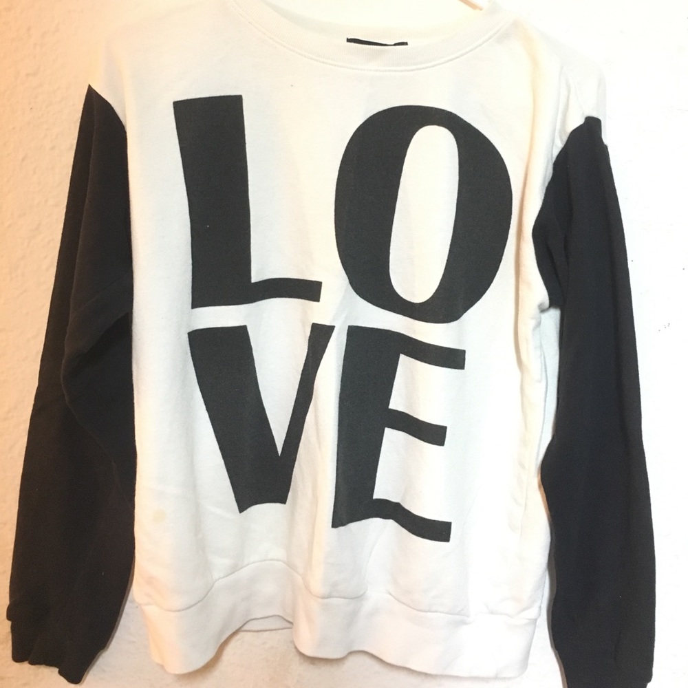 LOVE SWEATER FOREVER21 WOMENS SMALL